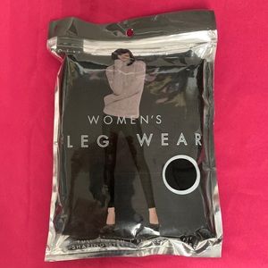 NWT Women’s Leg Wear S/M Black